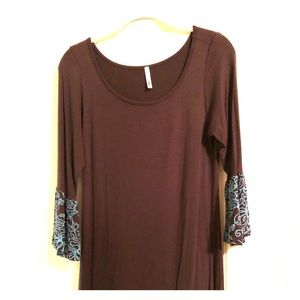 Brown and turquoise dress!